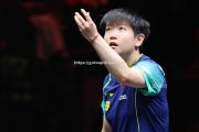 南宫娱乐-壮志凌云！女子足球选手誓夺冠军！