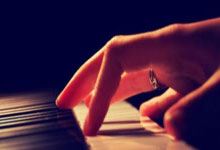 南宫娱乐-罗马城德比胜利，稳操胜券迈向领跑